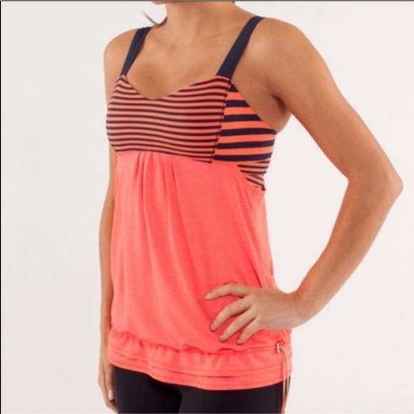 lululemon athletica Tops - Lululemon Athletica Bra Top Size 6 Blue & Coral